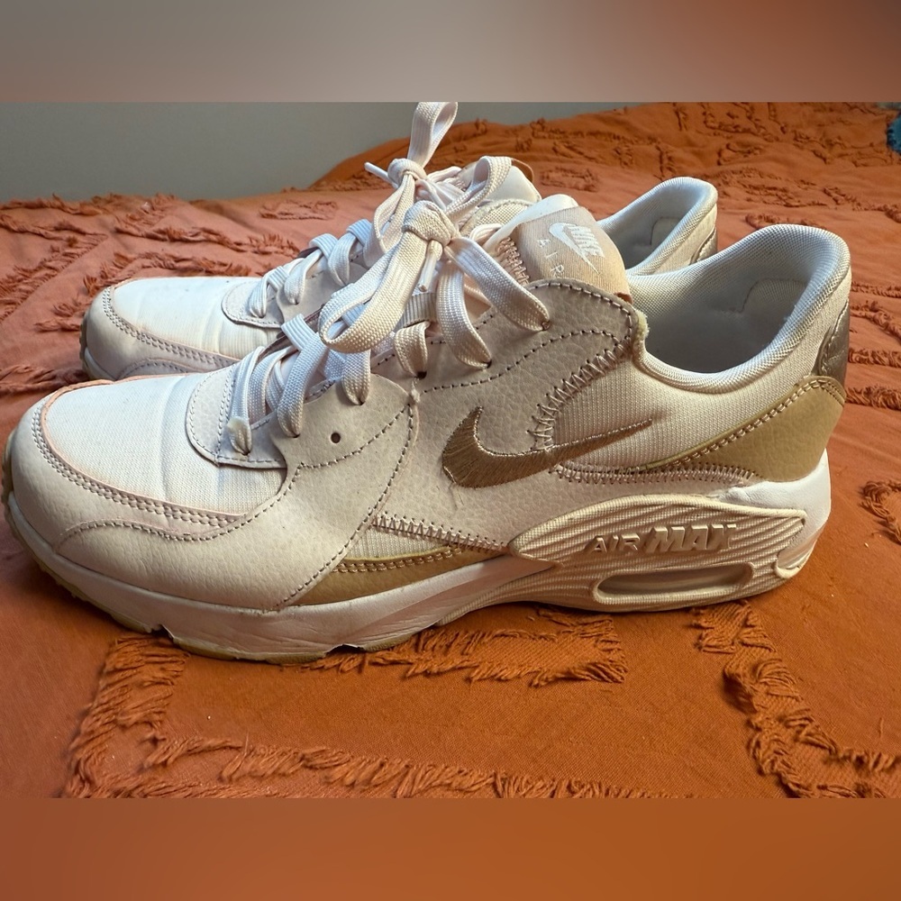 NIKE AIR  WOMEN 10 MAX EXCEE SNEAKERS PINK WHITE 90s VIBES PLUSH - Picture 5 of 9